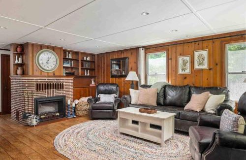 Stafford - Tualatin Valley House | Riverwood Retreat