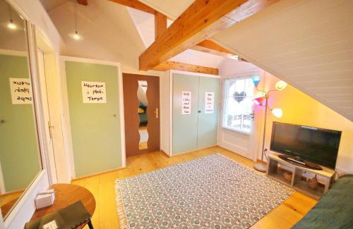 Corseaux Apartment | Riviera Beach