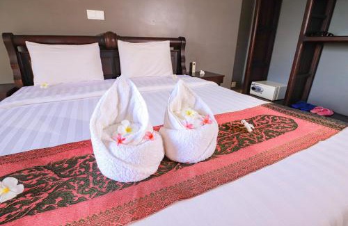 Krong Kaeb Hotel | Riviera Hotel & Resort Kep