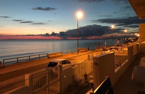 Scoglitti House | Riviera lanterna