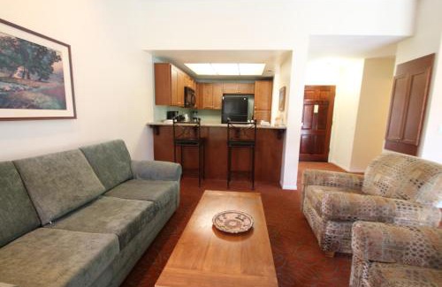 San Diego Country Estates Resort | Riviera Oaks Resort