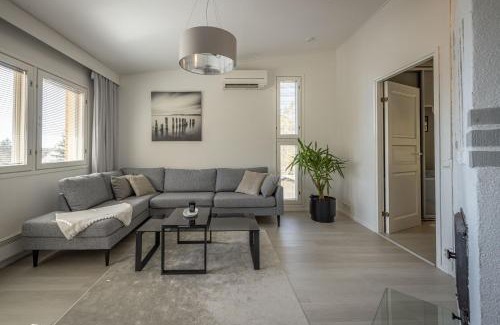 Koillinen District Apartment | Rivitalo luontopolkujen vieressä