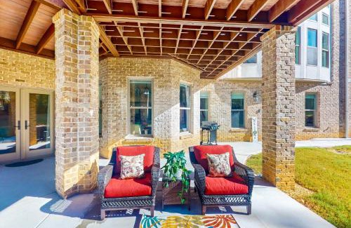 Adairsville House | Robbins Creek Retreat