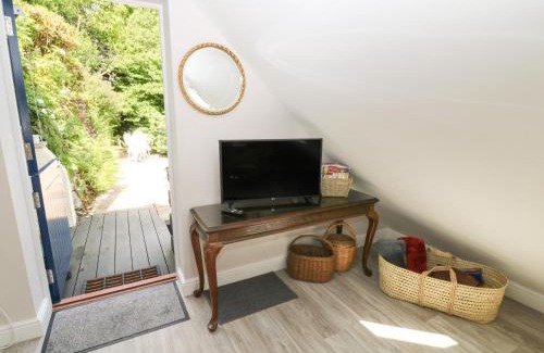 Bere Alston House | Robins Rest