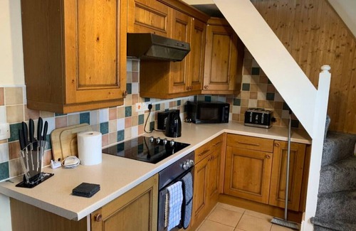 Rocester House | Rocester Rest - Near to JCB+Alton Towers, Netflix