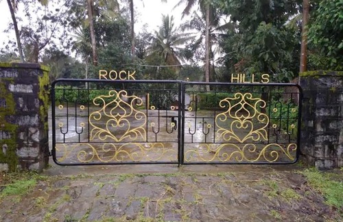 Kakabe House | Rock Hills Estate Home Stay
