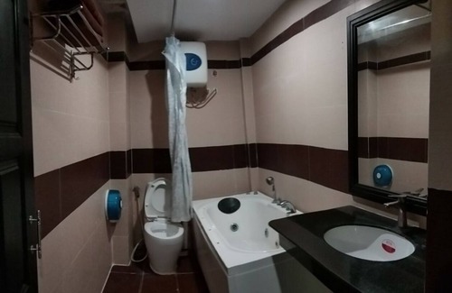 Krong Kaeb Hotel | Rock Royal Hotel & Resort