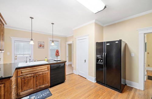 Huntsville Apartment | Rocket City Residence