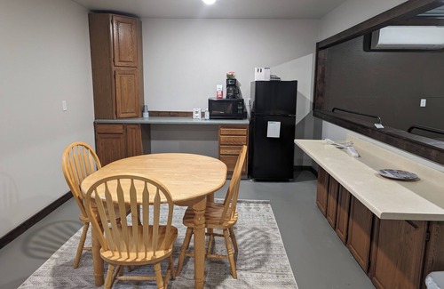 Bassett Apartment | Rockin' OZ Guesthouse. Great space that was previously a one room schoolhouse!