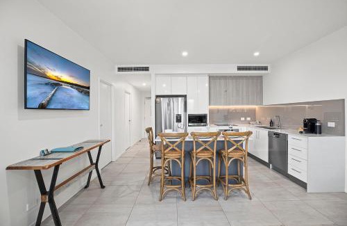 Sawtell Apartment | Rockpool 2 Sawtell Beach - Just steps to Restaurants and 2 min Stroll to Beach!