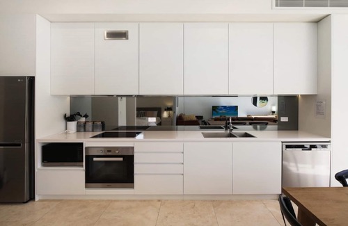 Terrigal Apartment | ROCKPOOL #2 | Short walk to beach, shops, cafes | Accom Holidays