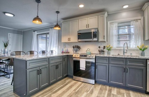 Decatur House | Rocksteady Retreat Home
