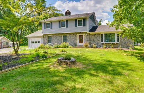 Aspen Hill House | Rockville Home Patio Oasis, Fireplace, Near DC!