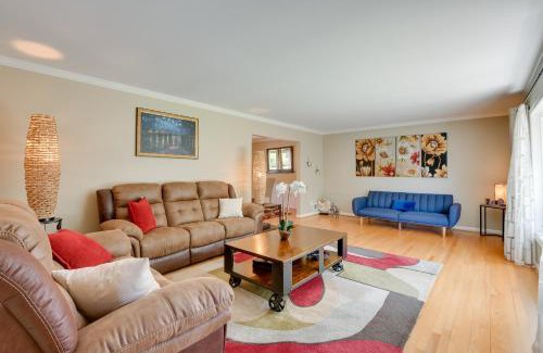 Aspen Hill House | Rockville Home Patio Oasis, Fireplace, Near DC!