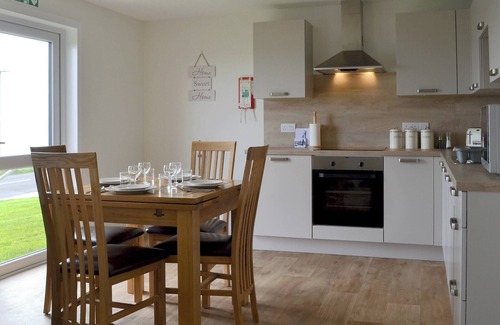 St. Mary's Cottage | Rockworks Chalets No.2 - UK7041
