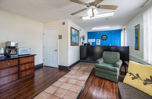 Bolivar Hotel | Rodeway Inn Bolivar