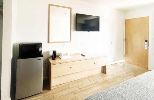Cathedral Hill Hotel | Rodeway Inn Civic Center