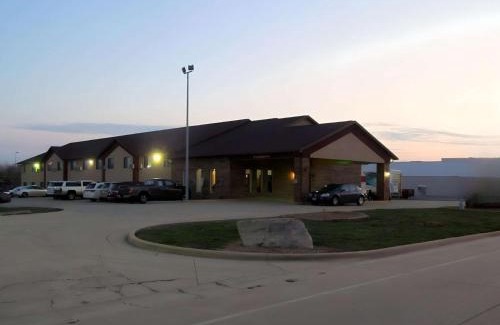 Effingham Hotel | Rodeway Inn Effingham North