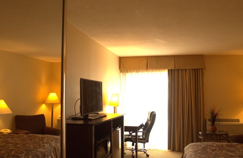 East Windsor Hotel | Rodeway Inn & Suites East Windsor