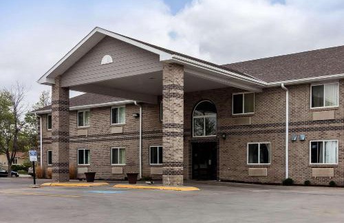 Holdrege Hotel | Rodeway Inn