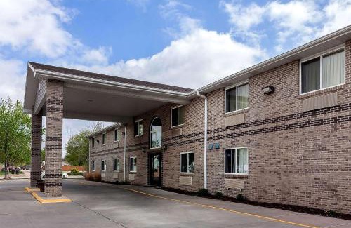 Holdrege Hotel | Rodeway Inn