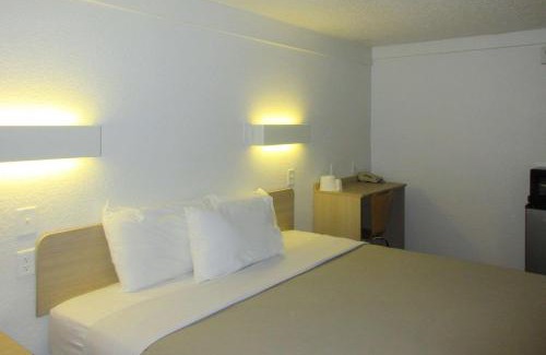 Washington Hotel | Rodeway Inn