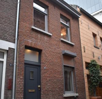 Roermond Apartment | Roermond Uniek Stadspand, compleet woonhuis