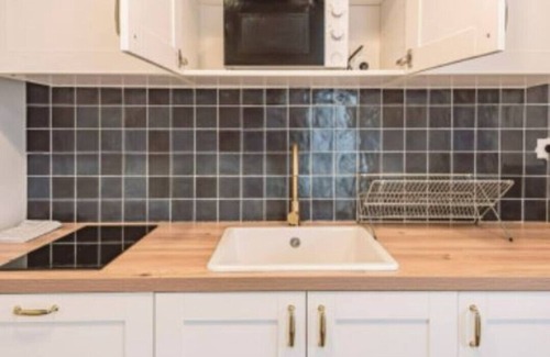 Courlancy Apartment | Roi soleil, facing the Cathedral (2G)