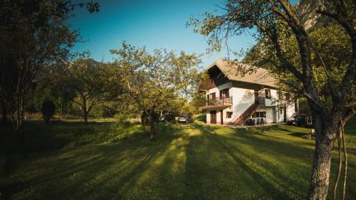 Soca Apartment | Roja House