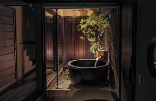 Central Kyoto Apartment | ROJIYU Kyoto