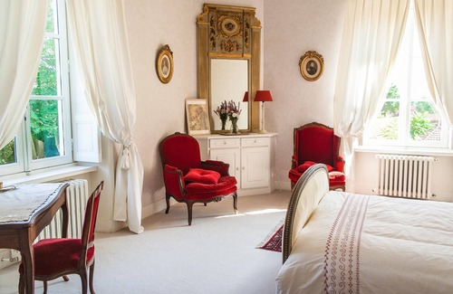 La Haie-Fouassiere Other | Romance & Elegance - in the Loire Valley - tennis court - jaccuzzi - and wine
