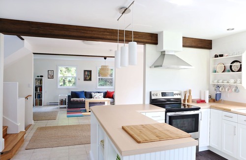 Creignish House | Romantic 4 1/2 Stars Art House by the Sea in Cape Breton