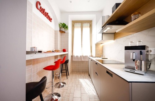 Tiburtino Apartment | Romantic apartment in one of the areas of the Historic Center of Rome
