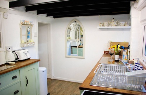 Framlingham Cottage | Romantic* Castle on the Hill Cottage *Framlingham