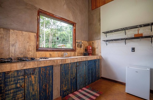 Piedade do Paraopeba Ski Chalet | Romantic chalet with double bathtub in Brumadinho 30 minutes from BH. Pet friendly