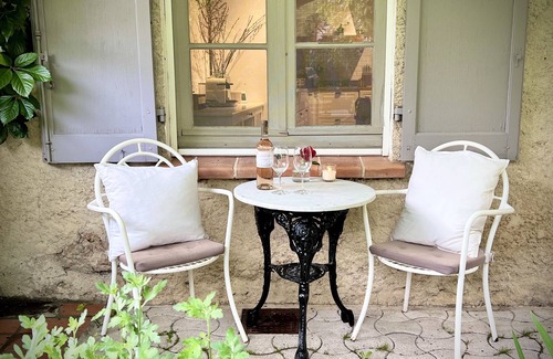 Besse-sur-Issole House | Romantic Cottage in Historical French Village Provence Wine Country House