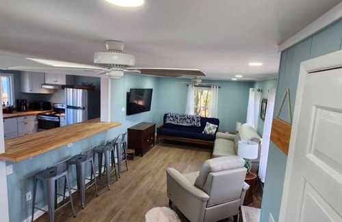 Edwardsville Cottage | Romantic Cottage on Private 3 Acres, On Little Wicomico; Approved Pets Only