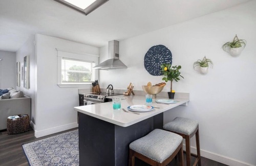 Varnum Park House | Romantic Cottage