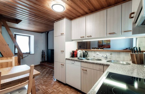 Bellinzona Apartment | Romantic duplex a stone's throw from the EOC (CASA GIANNA)