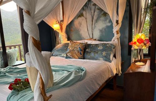 Valencia Apartment | Romantic Eco Sanctuary Off-Grid Mountain Retreat