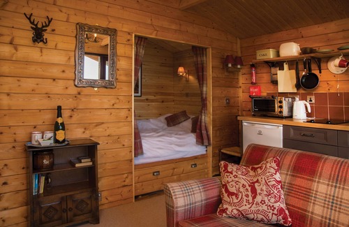 Winchelsea House | Romantic glamping cabin near beautiful Rye