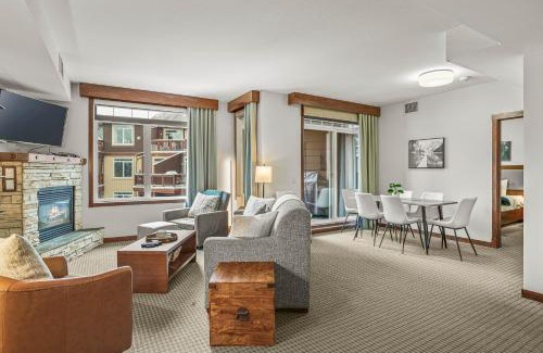 Canmore Apartment | Romantic Mountain Escape - Hot Tubs & Private Balcony! managed by Little Sister Getaways