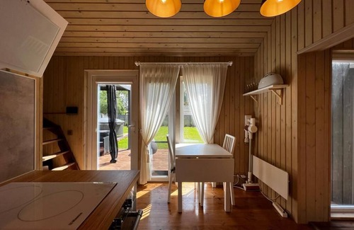 Iecava Cottage | Romantic Nandi Rezidence Janupietis With Sauna and Hot Tub