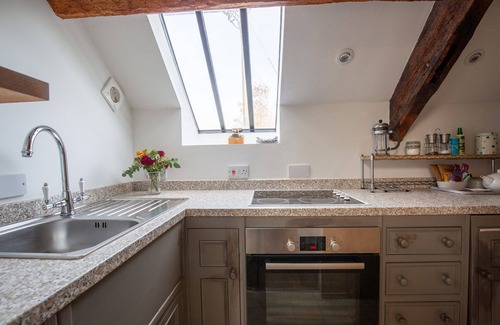 Cold Aston Cottage | Romantic one bedroom self catering accommodation in the Cotswolds - The Hayloft