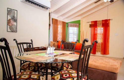 Mammee Bay House | Romantic Place- Peaceful 2-Bedroom Retreat with Pool