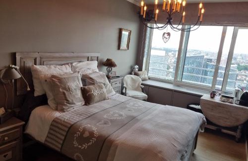 Northern Quarter House | Romantic room in brussels sky