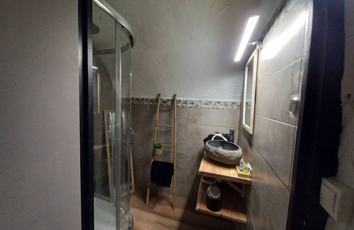 Saint-Crepin Bed & Breakfast | Romantic suite with jacuzzi