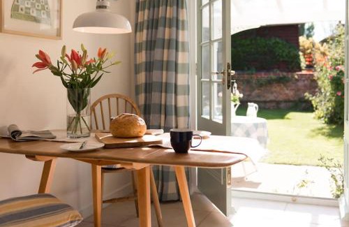 Cavendish House | Romney, a cosy Victorian cottage in a picturesque Suffolk village