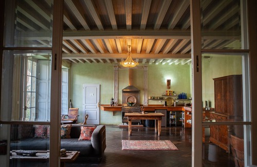 Chalabre Apartment | Romy's Room - ensuite in shared Village Chateau