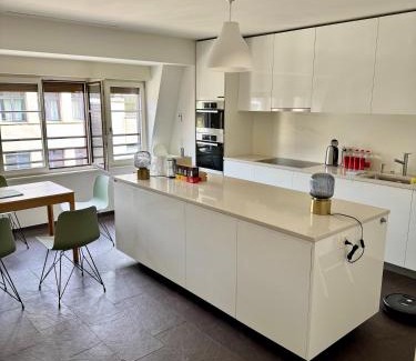 Basel City Centre Apartment | Rooftop Loft City Center - Modern, New Renovated